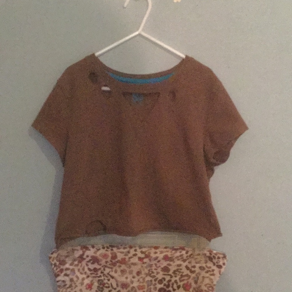 Matching leopard flow pants and brown crop top